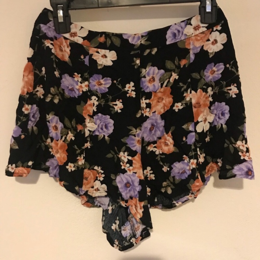 Forever 21 Floral Print Gauze Shorts